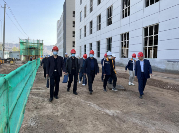 市建设工程服务中心督查开云集团官网开云集团官网首页-开云(中国)
在建项目安全生产工作(图2) 市建设工程服务中心督查开云集团官网开云集团官网首页-开云(中国)
在建项目安全生产工作(图2)